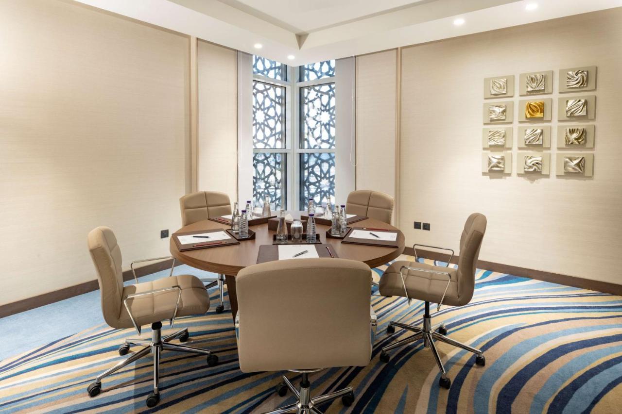 Radisson Blu Hotel, Jeddah Corniche Zewnętrze zdjęcie Meeting room